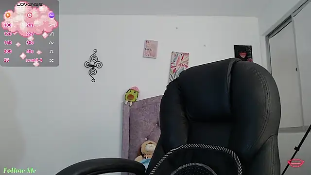 ellajonz's Live XXX Chat