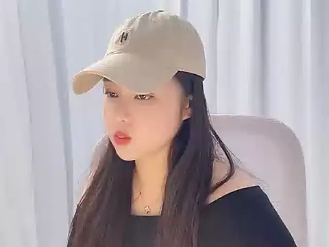 Qingqing19 élő XXX-chatje