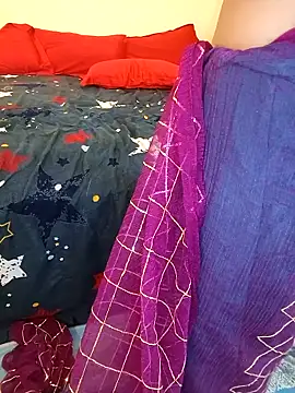 INDIANDESIMATURE – Naživo XXX chat