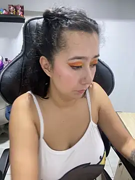 saramaSS' Live XXX Chat