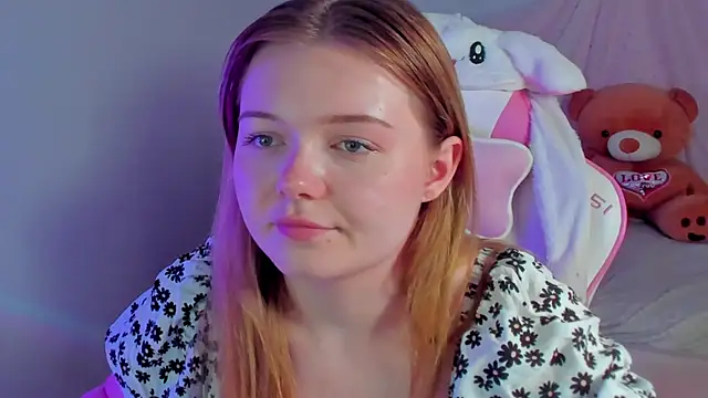 ElinaVale's Live XXX Chat