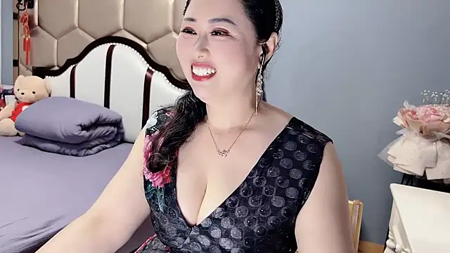 yaoyao22678 webcam show