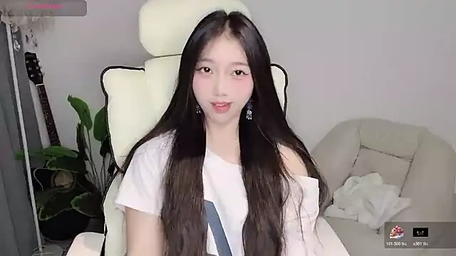 XXX chat uživo modela Yukiy8877