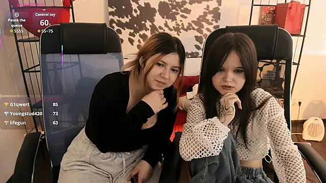XXX chat uživo modela Elainebeness