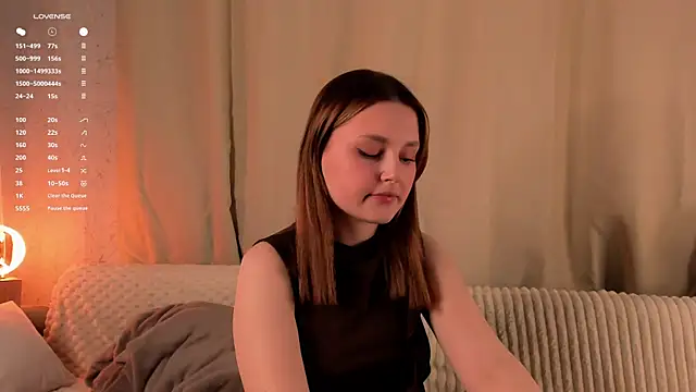 LorriMonz Adlı Modelin Canlı XXX Sohbeti