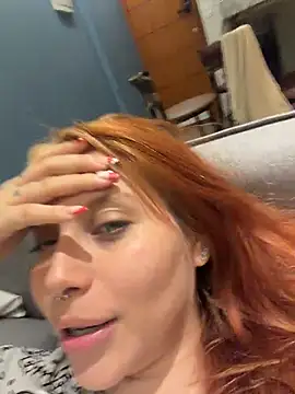 Chat XXX en directo de YunoRose_