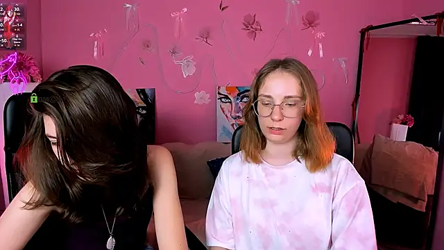 kitniss_dreamy Adlı Modelin Canlı XXX Sohbeti