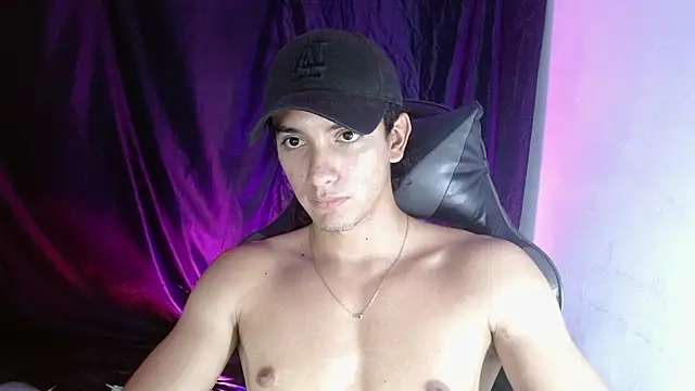 dante_18cm_ – Naživo XXX chat