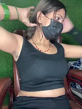 HOTTY-TINA Chat XXX in diretta