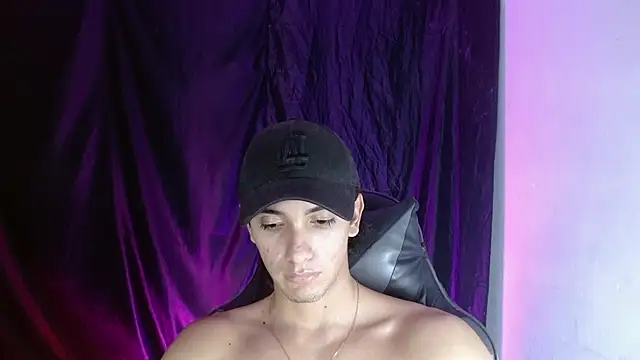 dante_18cm_ webcam show