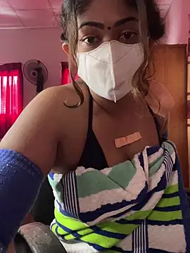 HotQueenSri's Webcam Show