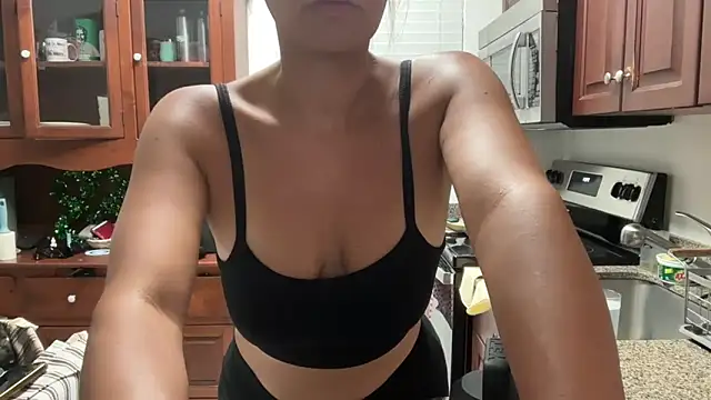 prettyykitty22's Webcam Show
