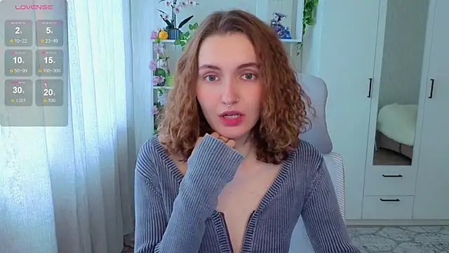XXX chat uživo modela Emily_lune