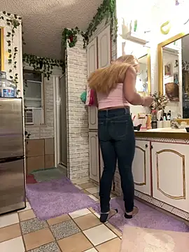TranSexualJade95: διαδικτυακό σόου στην κάμερα