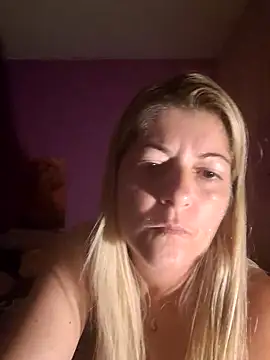 NikkiBlisss Chat XXX live