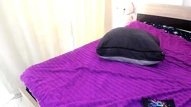 Онлайн чат XXX Ellyslimdoll
