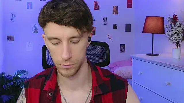 Онлайн чат XXX mark_caron