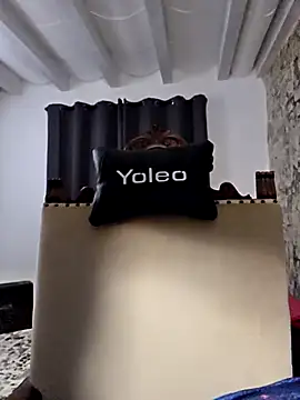 kylie_blck Adlı Modelin Canlı XXX Sohbeti