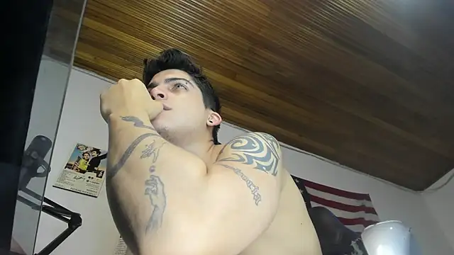 charlie_hotxxx Webcam-Show