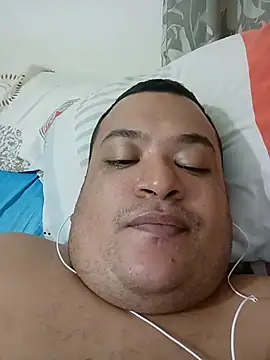 Andresdavid33's Live XXX Chat