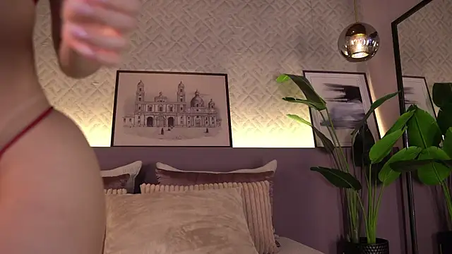 ElleDiane Webcam Show