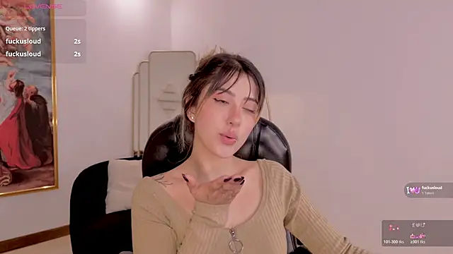 EveBensonX Adlı Modelin Canlı XXX Sohbeti
