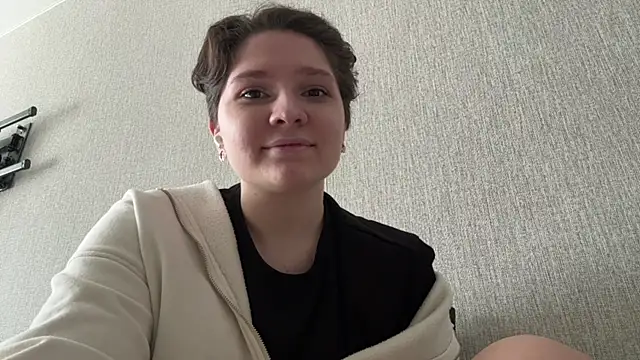 Emmiebutwihu's Live XXX Chat