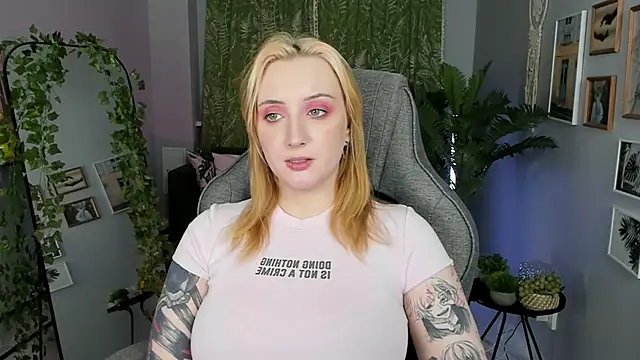 AsheLucker élő XXX-chatje