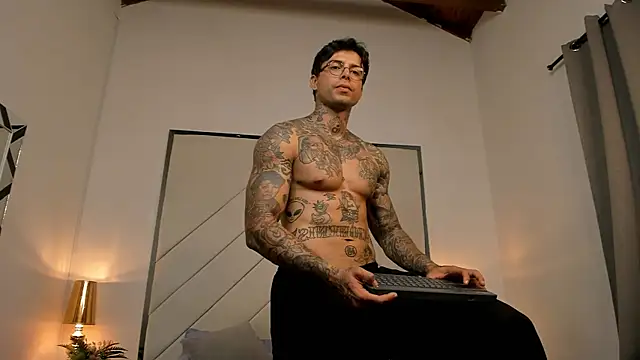 EdoardoJS Webcam show