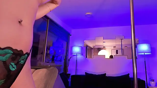 mandi4pole_'s Live XXX Chat
