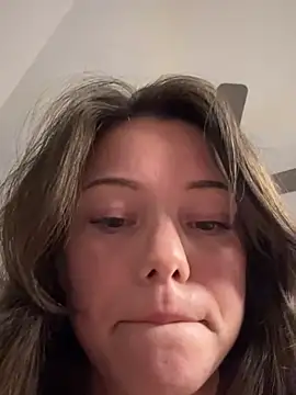 lilbbyily's Webcam Show