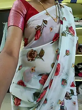 Cuteteluguammmaie – Naživo XXX chat