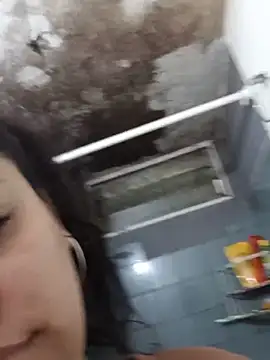 Luzz12 Live XXX Chat