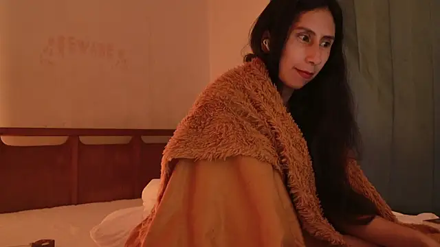 MoonLipsON- live XXX chat