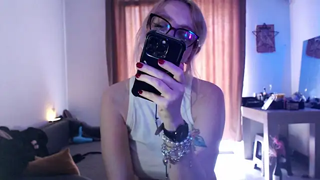 XXX chat uživo modela welliza