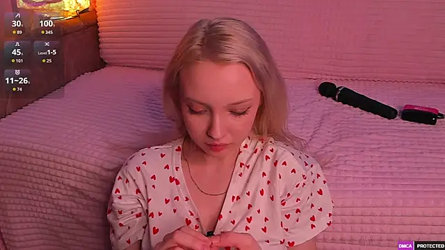 _CloudNine_ Webcam-Show
