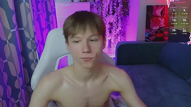 cuMte_boy 在線直播表演