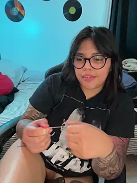 miacanela_xo Show in webcam