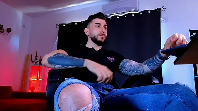 MightyAaron66 Chat XXX live