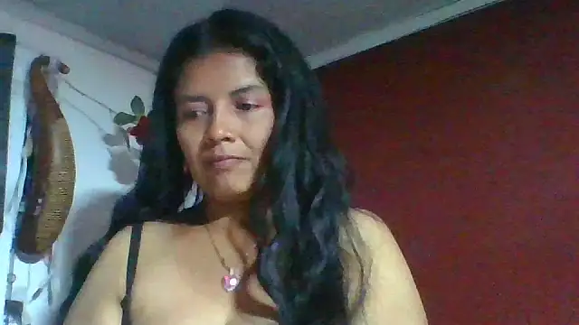 DianaOchoa_ élő XXX-chatje
