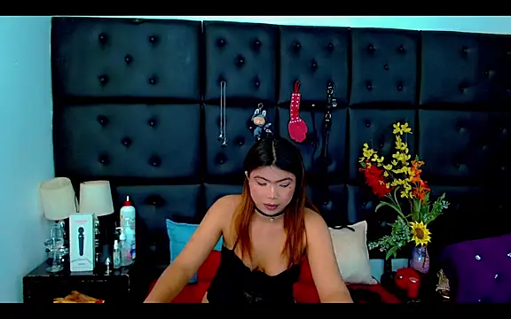 Chat +18 de Cloelombard ao vivo