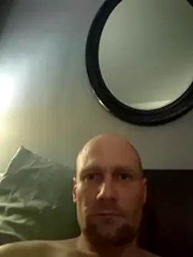Spaner3300's Webcam Show