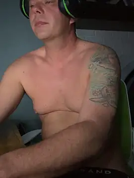 daddyshark83 Webcam-Show