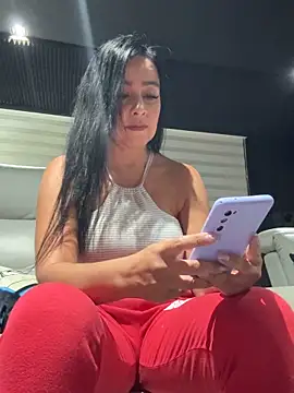 _kathaLopez_'s Live XXX Chat