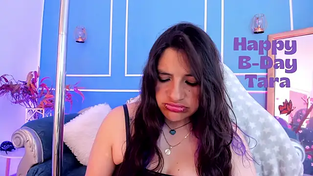 TaraTaylorr Chat XXX in diretta