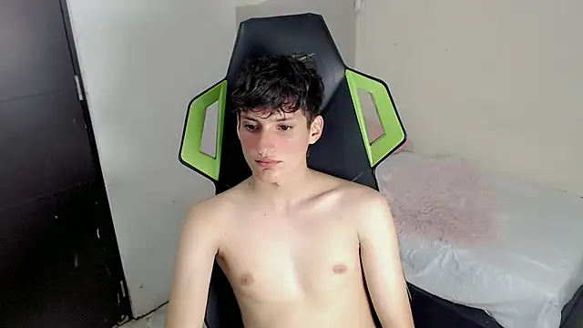 XXX chat uživo modela Pablito_junior