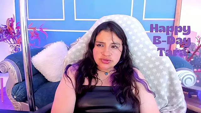 Chatroom XXX en direct de TaraTaylorr