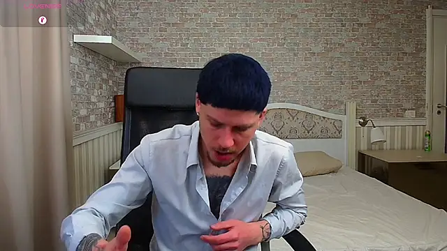 JonahShaw's Live XXX Chat