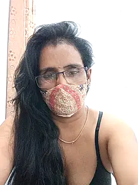 sanjana077 现场XXX聊天