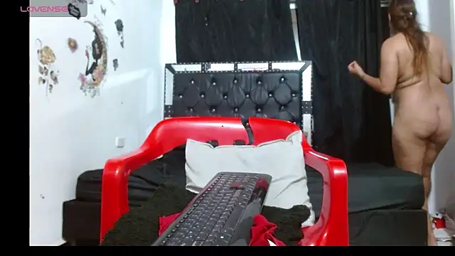 Megan_liz – Naživo XXX chat